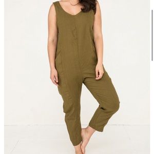 Elizabeth Suzann Clyde Jumpsuit 100% Linen Olive Sz XL - S ( Short )